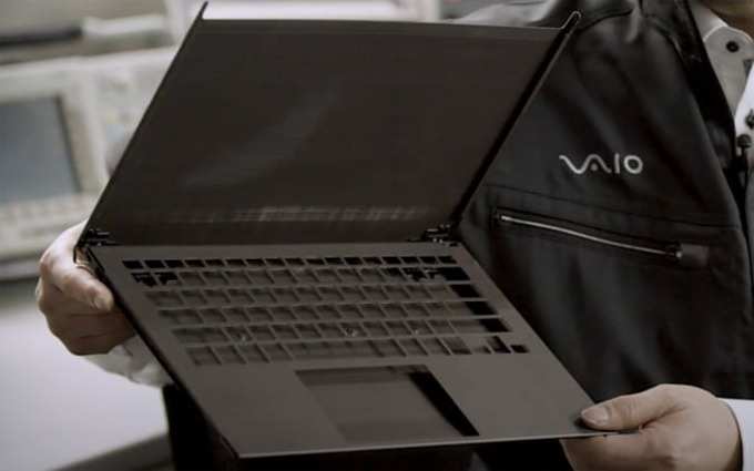 Carbon fibre built Vaio Z 2021