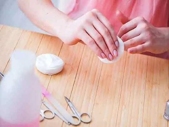 how to remove nail polish without remover, தினம் ஒரு கலர்ல நெயில் பாலிஷ் வைக்கணுமா? ஈஸியா ரிமூவ் பண்ண வீட்ல இருக்கிற பொருளே போதும்! - 8 simple ways to remove nail polish without ... how to remove nail polish without remover, தினம் ஒரு கலர்ல நெயில் பாலிஷ் வைக்கணுமா? ஈஸியா ரிமூவ் பண்ண வீட்ல இருக்கிற பொருளே போதும்! - 8 simple ways to remove nail polish without ...