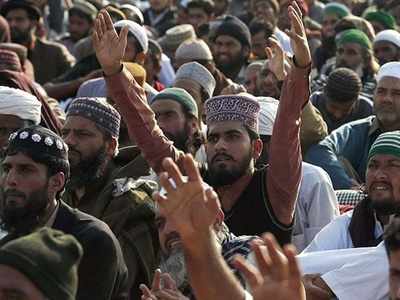 इमरान खान के खिलाफ क्यों एकजुट हुए पाकिस्तानी मौलाना? बड़े प्रदर्शन की कर रहे तैयारी