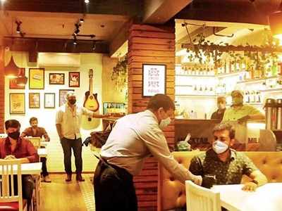 Mumbai Corona update: मुंबई में फिर बढ़ा कोरोना, होटल-रेस्ट्रॉन्ट की टाइमिंग में बदलाव करेगी बीएमसी!