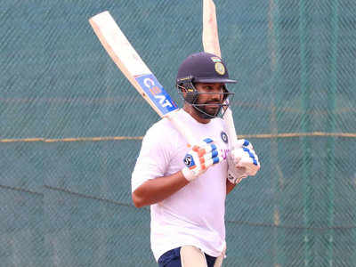 Rohit Sharma on pink ball Test: रोहित शर्मा ने डे-नाइट टेस्ट से पहले बल्लेबाजों को दी चेतावनी, कहा- शाम के समय रहना होगा सतर्क