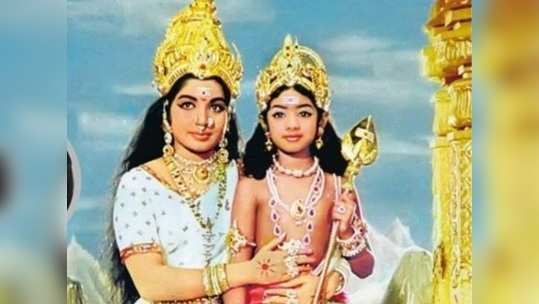 Sridevi ஜெயலலிதா பிறந்தநாள், ஸ்ரீதேவி நினைவு நாள்: 2 பேரையும் மறக்கத் தான் முடியுமா?