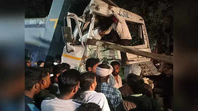 Gorakhpur News: यूपी के गोरखपुर में भीषण हादसा, एक ड्राइवर के दोनों पैर बुरी तरह से हुए जख्मी