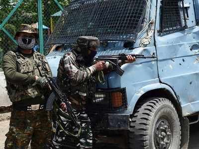 Anantnag Encounter: जम्मू-कश्मीर के अनंतनाग में मुठभेड़, चार आतंकी ढेर, सुरक्षाबलों को बड़ी सफलता