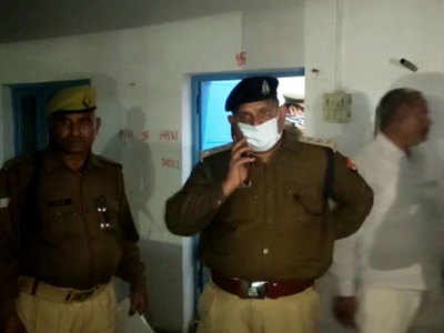 Firozabad News: यूपी के फिरोजाबाद में फिल्म स्पेशल 26 की तरह प्रॉपर्टी डीलर के घर लूट