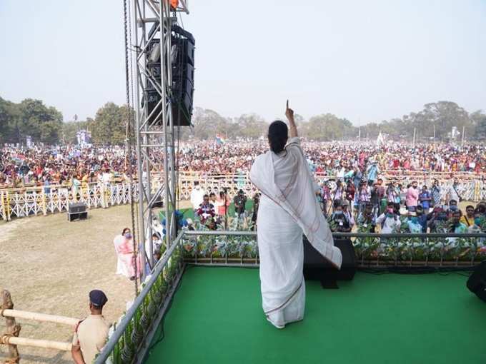 তৃণমূলে তারার মেলা, দেখুন সায়নী-রাজ-জুনদের যোগদানের ছবি