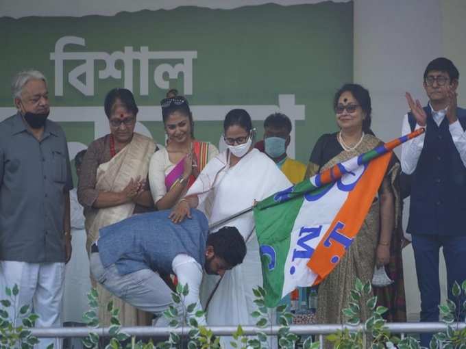 তৃণমূলে তারার মেলা, দেখুন সায়নী-রাজ-জুনদের যোগদানের ছবি