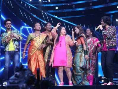 Indian Idol 12: ટ્રાન્સજેન્ડર્સે ભારતી સિંહ અને હર્ષ લિંબાચિયાને આપ્યા ખાસ આશીર્વાદ