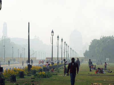 Delhi Weather News : दिल्ली में बढ़ रही गर्मी, गुरुवार को अधिकतम तापमान 33.2 डिग्री सेल्सियस रहा