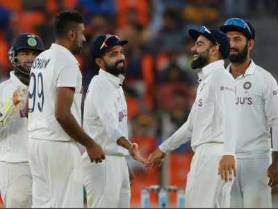 IND vs ENG Pink Ball Test: विराट कोहली ने महेंद्र सिंह धोनी को पछाड़ा, घर में सबसे अधिक टेस्ट जीतने वाले बने भारतीय कप्तान
