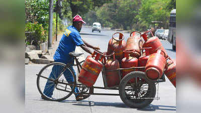 LPG Price Hike सिलिंडरने गाठला उच्चांकी स्तर ; दहा दिवसांत दुसऱ्यांदा गॅस सिलिंडर महागला