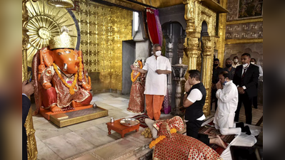 Robert Vadra : ...तर राम मंदिरासाठीही देणगी देईन, रॉबर्ट वाड्रांनी घेतलं गणेशाचं दर्शन