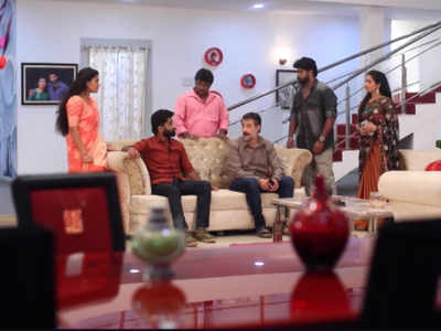 Sembaruthi Serial அகிலாவே தன் கையால் இதை செய்தாரா? ஷாக் ஆன ஆதி - பார்வதி