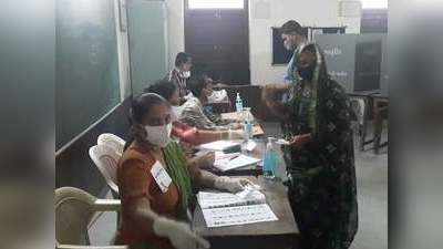 Gujrat Local Body Election: गुजरात की 81 नगर पालिका, 31 जिला पंचायत और 231 तालुक पंचायतों के लिए वोटिंग जारी
