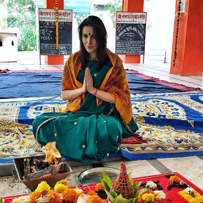 शादी के बाद नतालिया ने अपनाया हिंदू धर्म