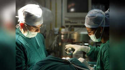 Deoria News: डॉक्टर ने पार कीं लापरवाही की हदें, ऑपरेशन के बाद मरीज के पेट में भूल गई तौलिया