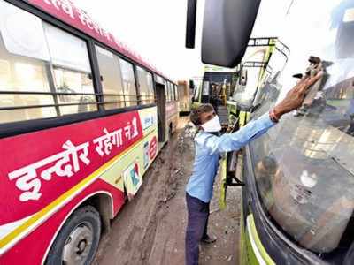 इंदौर: लोकायुक्त के डर से फरार हुए बस छोड़ने के बदले रिश्वत मांगने वाले 2 आरक्षक, मामला दर्ज