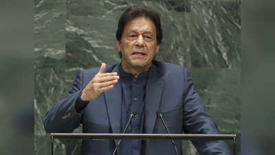 पाकिस्तान: सरकार बचाने में छूट रहे इमरान खान के पसीने, अविश्वास प्रस्ताव पर वोटिंग से पहले पार्टी सांसदों को दी चेतावनी