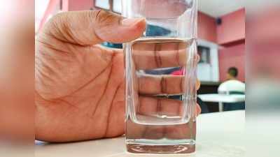 Ayurveda Diet Tips: खाना खाते वक्‍त क्‍या आप भी पीते हैं पानी? जानें क्‍या हैं फायदे और नुकसान