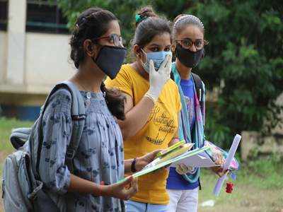 TS SSC EXAM 2021: టెన్త్‌‌ పబ్లిక్‌ పరీక్షలు రాస్తున్న విద్యార్థులకు గుడ్‌న్యూస్ చెప్పిన ప్రభుత్వం