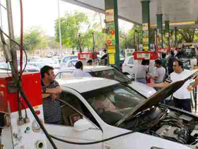 पेट्रोल-डीजल के दाम बढ़े तो दिल्ली में तेजी से बढ़ी सीएनजी से चलने वाली कारों की तादाद