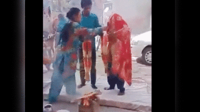 Meerut: मुस्लिम दूल्हा, हिंदू दुलहन...अंगीठी को हवन कुंड बना लिए फेरे, शादी के बाद हंगामा