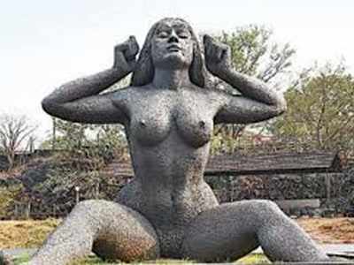 Kerala News: केरल में है भारत की सबसे लंबी नग्न महिला की मूर्ति, 52 साल पहले पहाड़ काटकर हुई थी तैयार