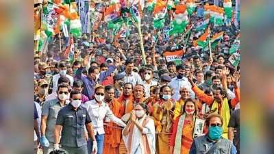 ফের রাজপথে মমতা, নারী দিবসে কলকাতায় মুখ্যমন্ত্রীর রোড শো