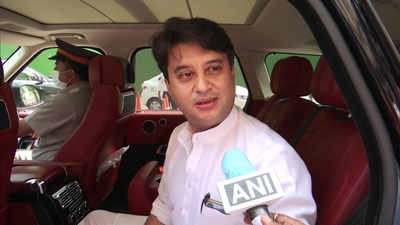 jyotiraditya scindia : ज्योतिरादित्य शिंदेंचे राहुल गांधींना प्रत्युत्तर; म्हणाले, त्यावेळी... 