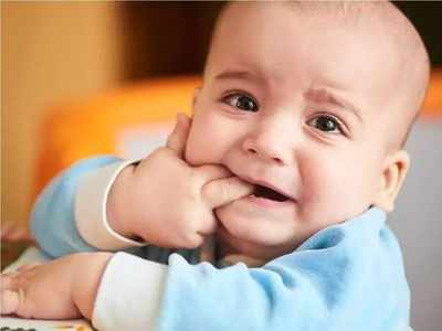 दात येताना होणा-या वेदनांमुळे बाळ रडतंय? मग ‘हे’ जालीम उपाय देतील चुटकीसरशी आराम!