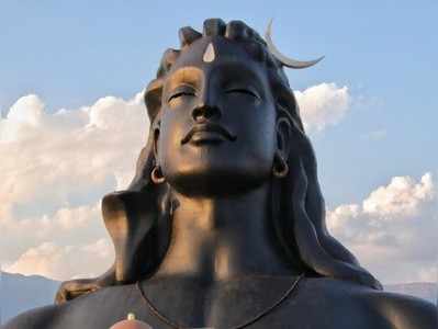 Maha Shivaratri Wishes 2021: మీ బంధుమిత్రులకు మహాశివరాత్రి శుభాకాంక్షలు ఇలా తెలపండి