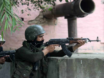 जम्मू-कश्मीर के अनंतनाग में बड़ा एनकाउंटर, दो आतंकवादी ढेर