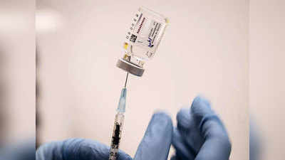 Coronavirus vaccine एस्ट्राजेनकाच्या लशीमुळे रक्ताच्या गाठी?; या देशांनी वापर थांबवला
