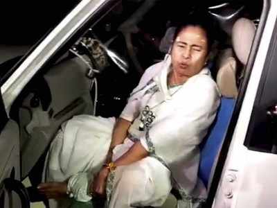 Mamata Banerjee Heath Updates: ममता बनर्जी की सेहत में हो रहा सुधार, अस्पताल से कब मिलेगी छुट्टी, इस पर आज होगा फैसला