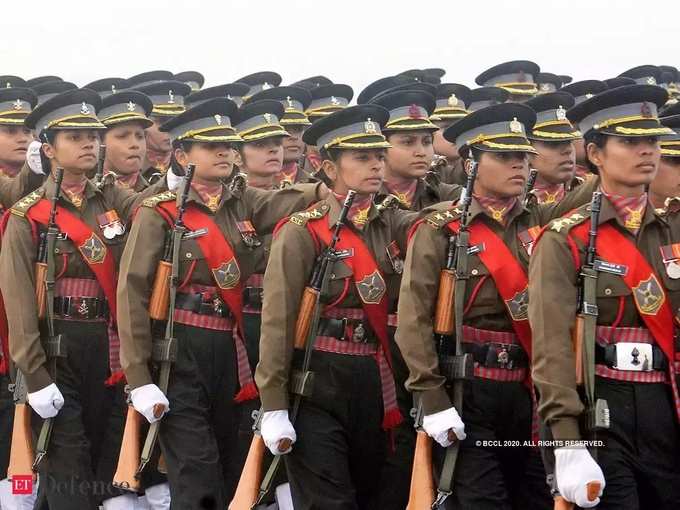 Indian Army Women 02