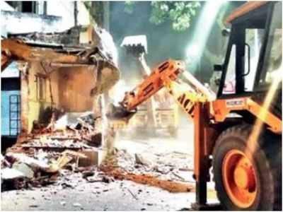 Lucknow News: राजधानी के ट्रैफिक को रोक रहे 160 धार्मिक स्थल, सर्वे करने में जुटा प्रशासन