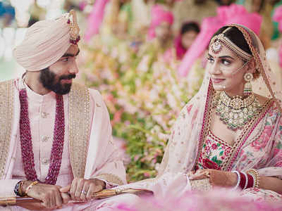 Bumrah Wedding Photos: जसप्रीत बुमराह आणि संजना विवाहबद्ध  झाले, पाहा लग्नाचे फोटो