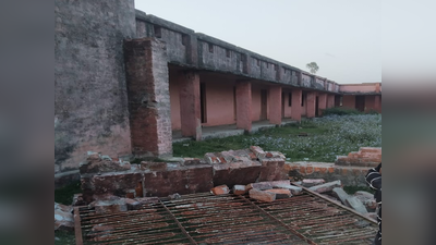 देवरिया में छात्रावास की बाउंड्री वाल गिरने से भाई-बहन की मौत, तीन बच्चे घायल