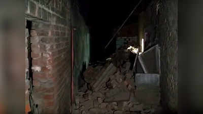 Kanpur news: कानपुर में जेके जूट मिल की दीवार ढहने से 4 लोग घायल, कभी भी गिर सकती है बची दीवार