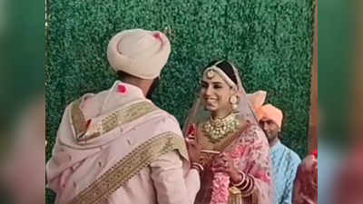 Bumrah Sanjana Wedding : जसप्रीत बुमराह और संजना की शादी का वीडियो आया सामने, वरमाला पहनाने से पहले हुई क्या बात?
