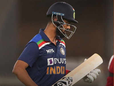 India vs England T20: कहीं पे निगाहें, कहीं पे निशाना.. केएल राहुल भूल गए अपनी तकनीक, इस क्लीन बोल्ड ने किया कन्फर्म