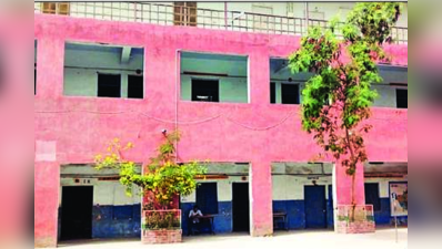 Faridabad School News: फरीदाबाद में स्कूल की दूसरी मंजिल से गिरने से 11वीं के छात्र की मौत