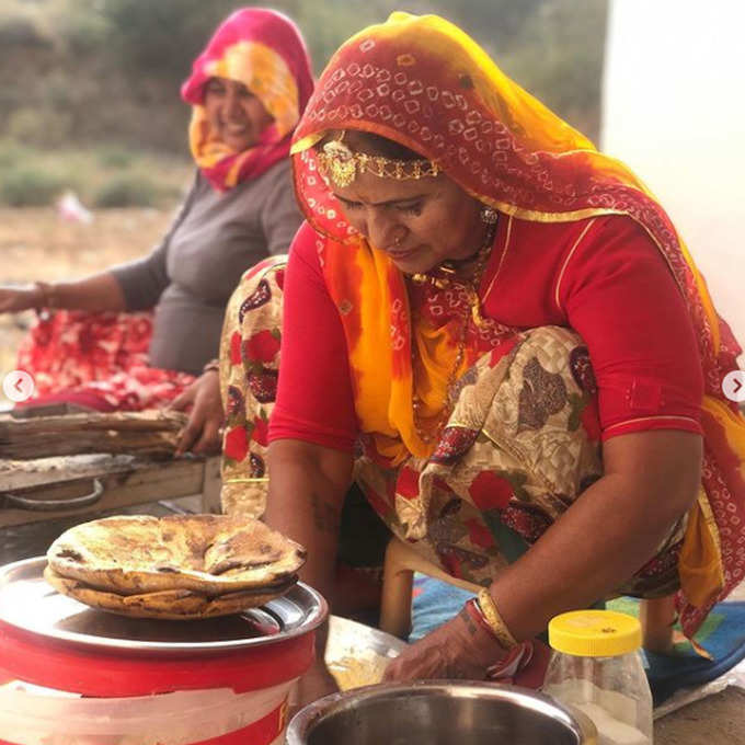 पैदा होने के एक घंटे बाद जमीन में गाड़ दिया