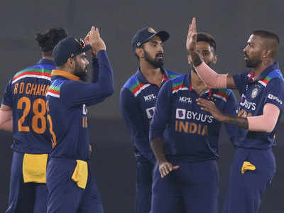 India vs England 4th T20 Highlights: रोमांचक मैच में भारत ने इंग्लैंड को 8 रनों से हराया, सूर्यकुमार और शार्दुल रहे जीत के हीरो