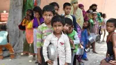कोरोना का कहर: 1990 के दशक के बाद पहली बार गिरी मिडल क्लास की आबादी, भारत में सबसे ज्यादा बढ़ी गरीबी