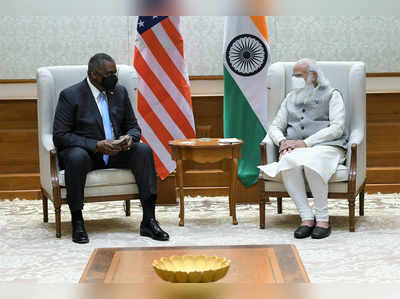 lloyd austin visit india : अमेरिकी संरक्षणमंत्र्यांच्या भारत दौऱ्याकडे जगाचे लक्ष, PM मोदींची भेट घेतली