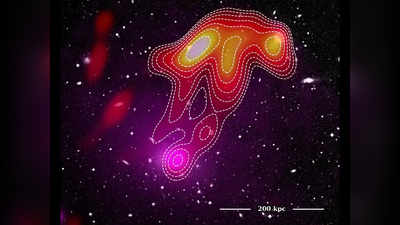 Jellyfish in Space: 2 अरब प्रकाशवर्ष दूर गैलेक्सी में दिखी जेलीफिश, सिर्फ आकार ही नहीं अनोखा...