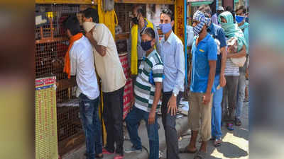 दिल्ली में शराब पीने की उम्र घटी, उद्योग संगठन ने कहा- इससे अवैध खपत कम होगी और कस्टमर बढ़ेंगे