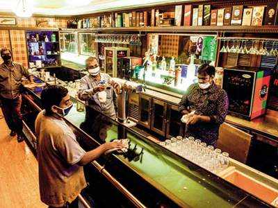 क्लब में जल्द ही टेबल पर ‘पूरी बोतल’ मंगा सकेंगे, जानें क्या है दिल्ली सरकार की नई सिफारिश