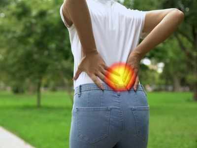 Back pain: महिलाओं में ये समस्या है आम, चलते-चलते होने लगता है कमर दर्द, जानें क्‍या है कारण